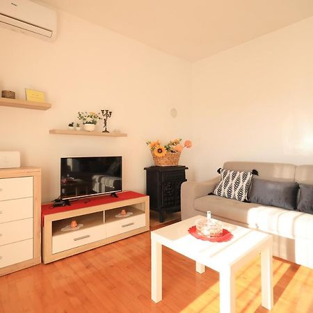 Apartments Ana ペトルチャネ エクステリア 写真