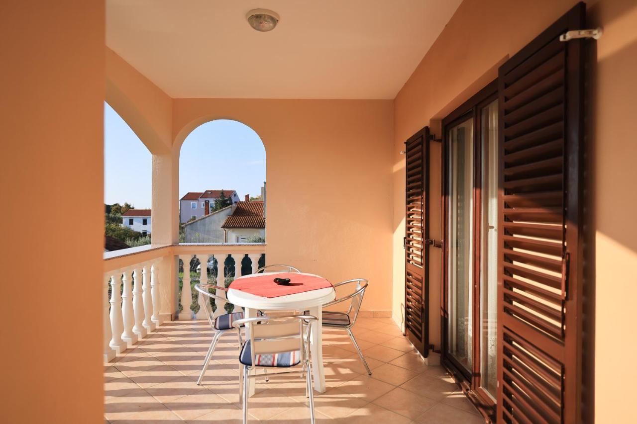 Apartments Ana ペトルチャネ エクステリア 写真