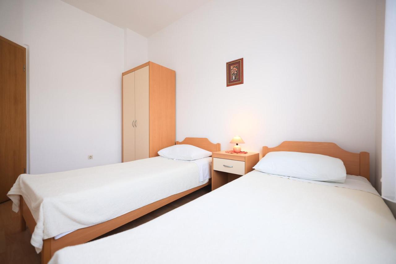 Apartments Ana ペトルチャネ エクステリア 写真