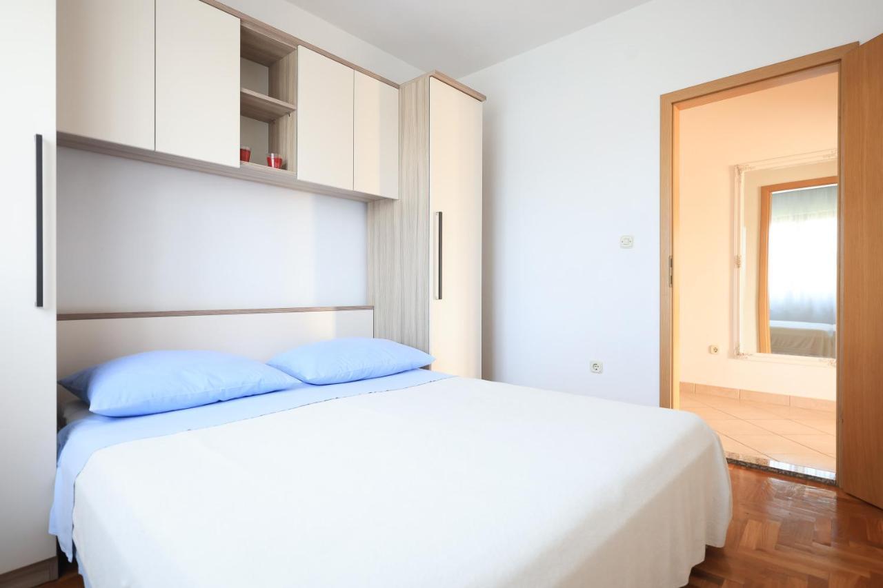 Apartments Ana ペトルチャネ エクステリア 写真