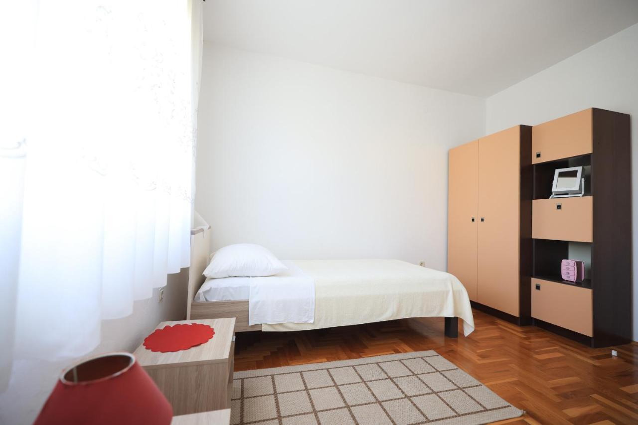 Apartments Ana ペトルチャネ エクステリア 写真
