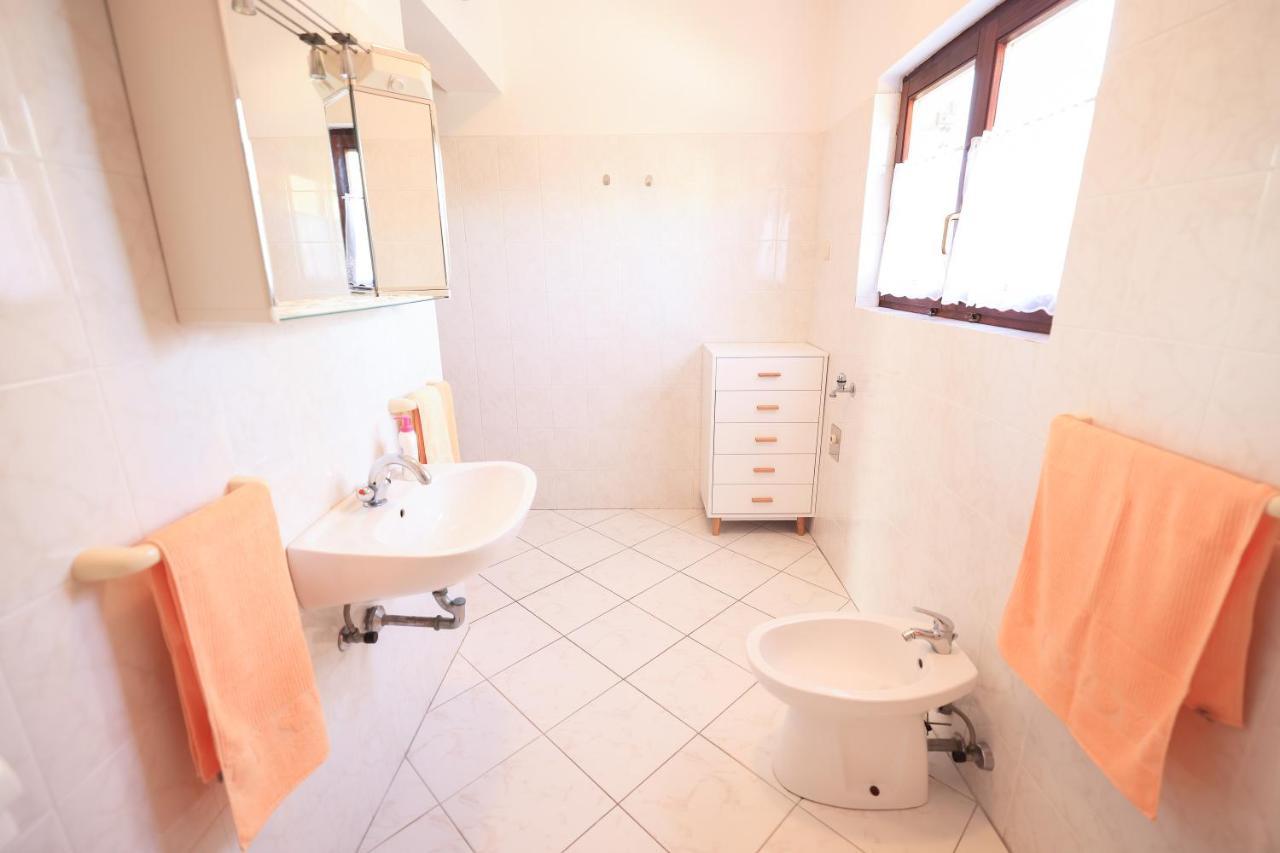 Apartments Ana ペトルチャネ エクステリア 写真