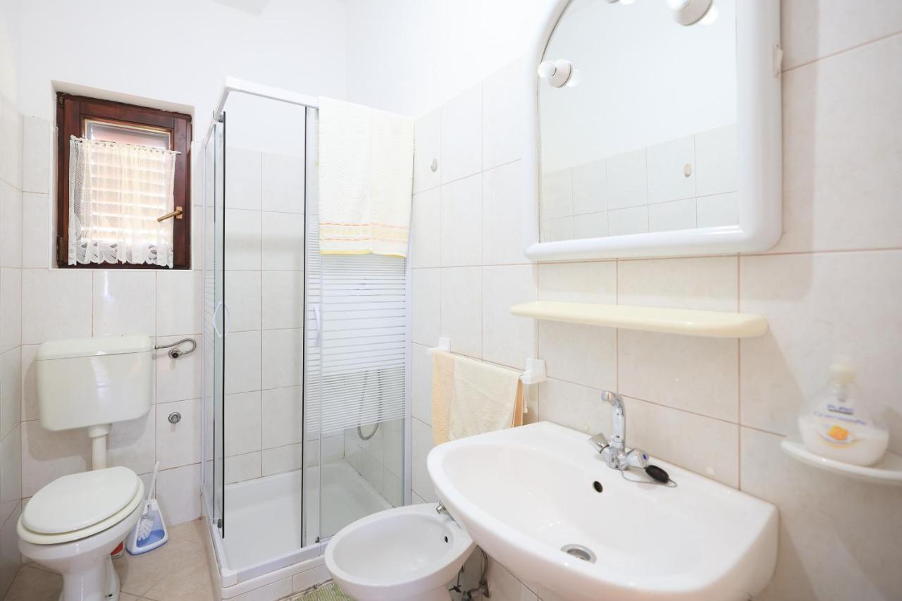 Apartments Ana ペトルチャネ エクステリア 写真